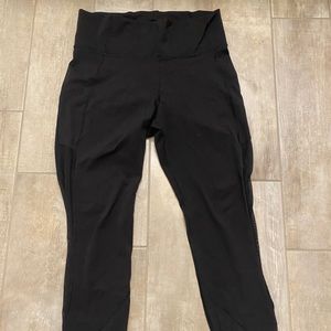 Luluulemon high rise black mesh Wunder Under sz 12